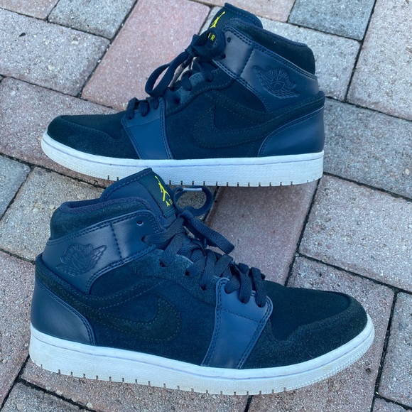 air jordan 1 mid armory navy